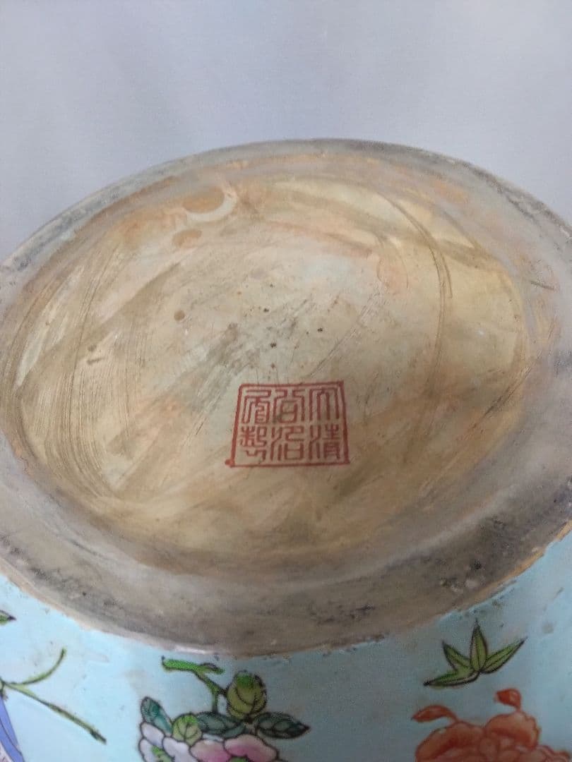 中国美術粉彩花蝶紋壺