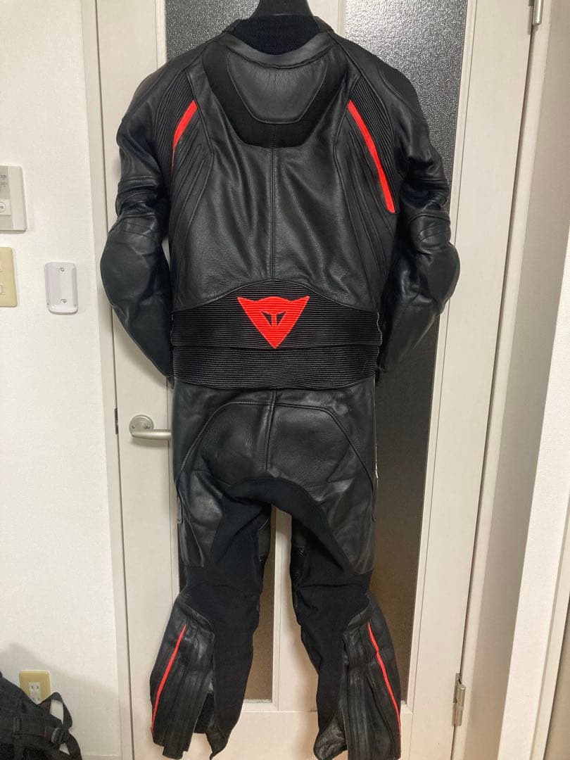 Dainese セパレート 2pc革ツナギ ブラック/レッド サイズ50