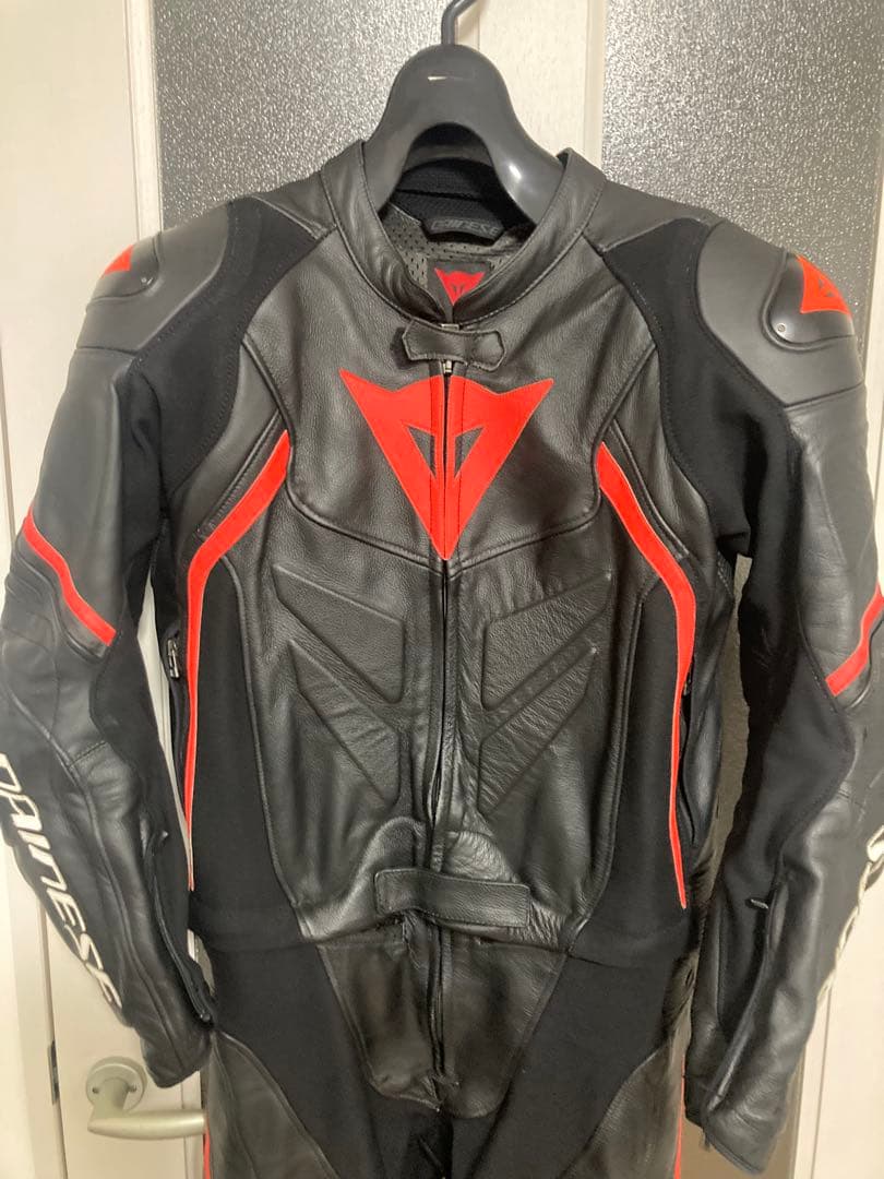 Dainese セパレート 2pc革ツナギ ブラック/レッド サイズ50