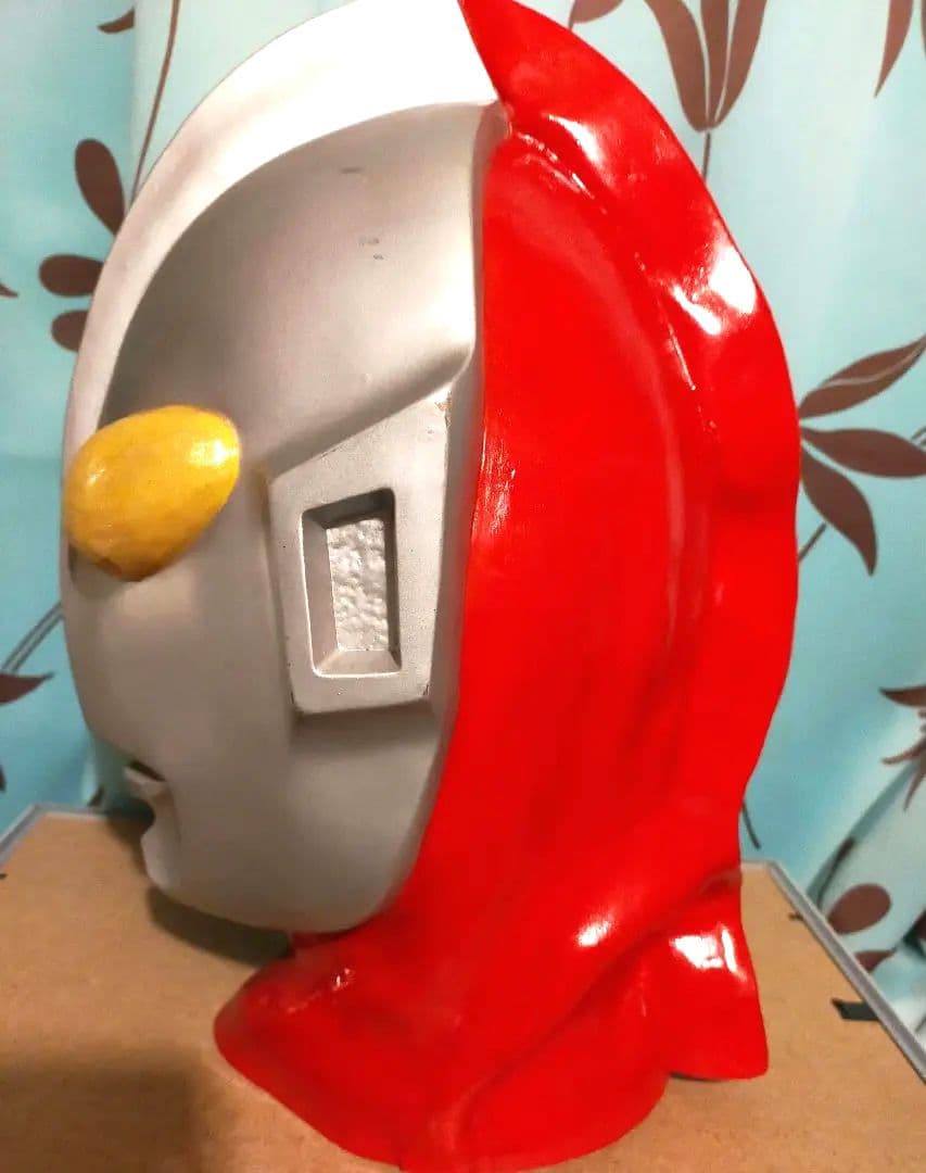 ウルトラマン