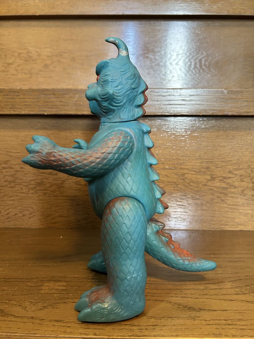 ゴメスマルサン当時物スタンダードサイズ