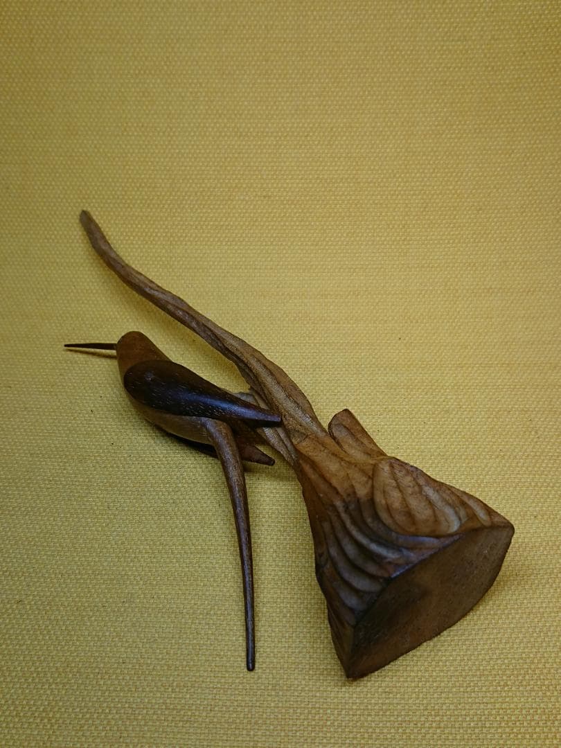 【美品】トリ　木彫　オブジェ　置物　インテリア　工芸品　美術品　A2776