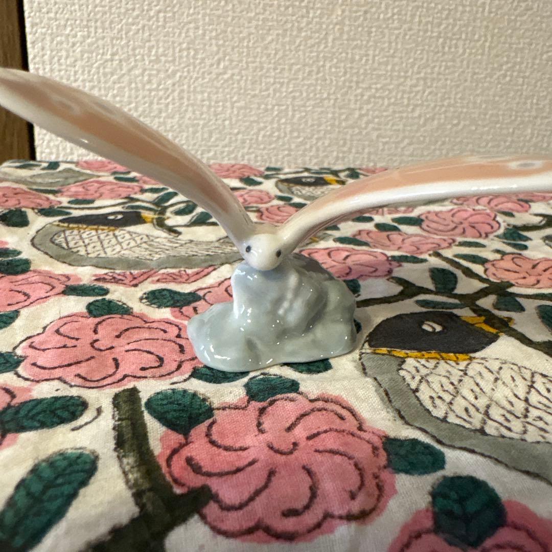 【美品】リヤドロ NAO 陶器 人形　蝶々
