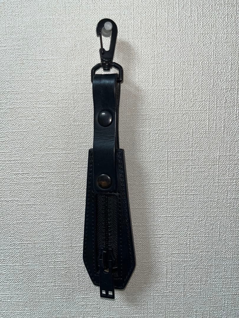 黒いレザーキーホルダー・キーリング