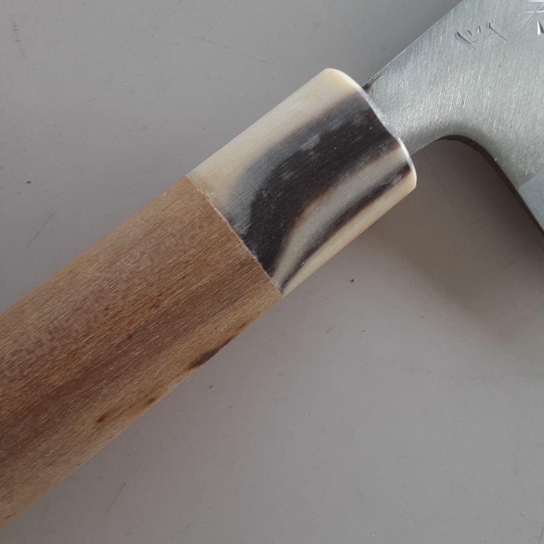 貴重品　越後鍛冶職人が刀匠技術で造った家弘光作艶消菜切り包丁 １２本mn