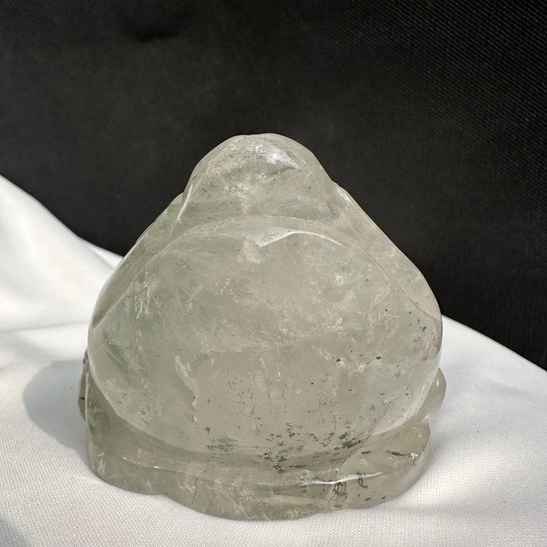 希少❣️天然石 グリーンストロベリークォーツ共生水晶の銭蛙　置物　彫り物D.103