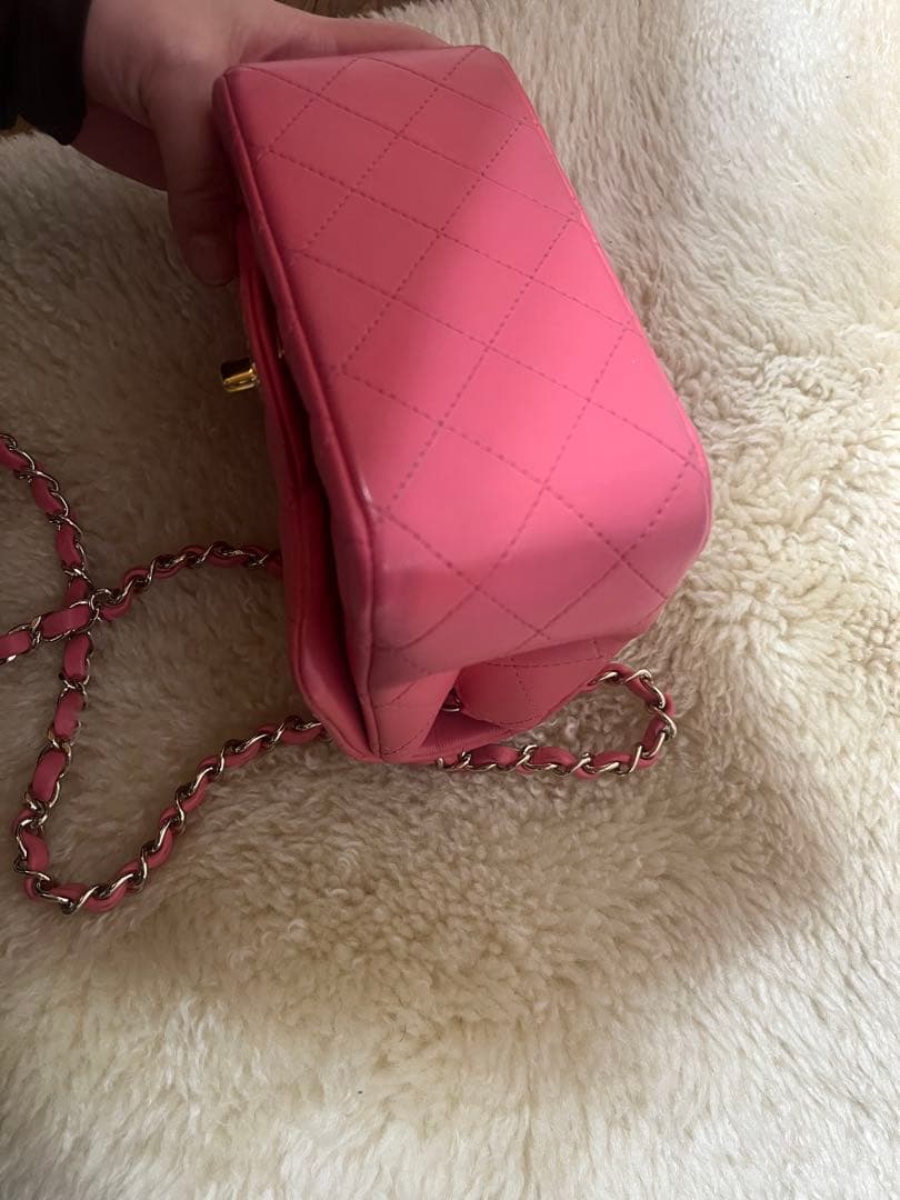 chanel ミニマトラッセ　ピンク　ショルダーバッグ