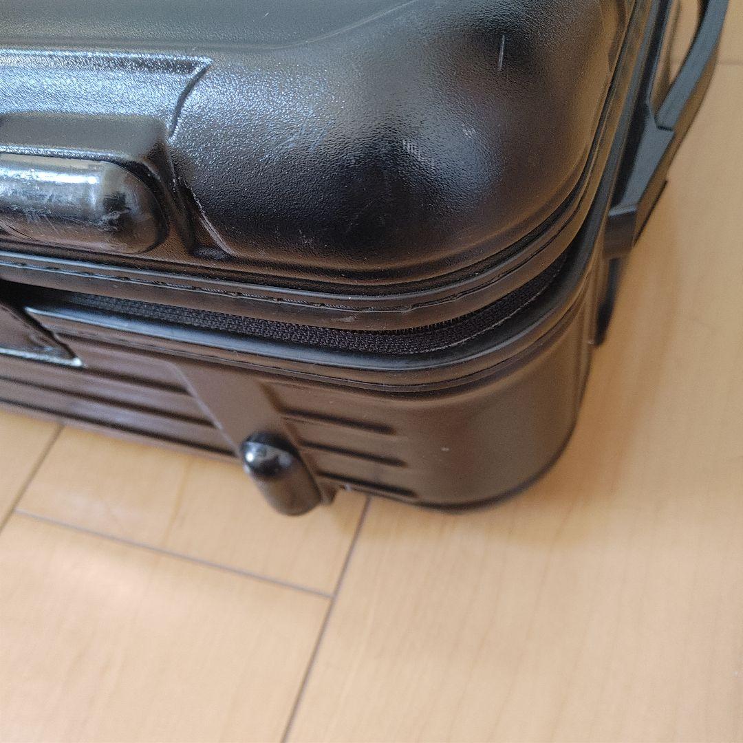 RIMOWA リモワ サルサ 機内持ち込み 2輪 キャリーケース 黒