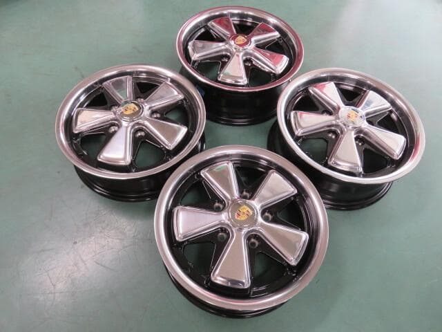 アウトレット品 ポルシェアロイ 15X4.5 5.5 5H 130 フックス