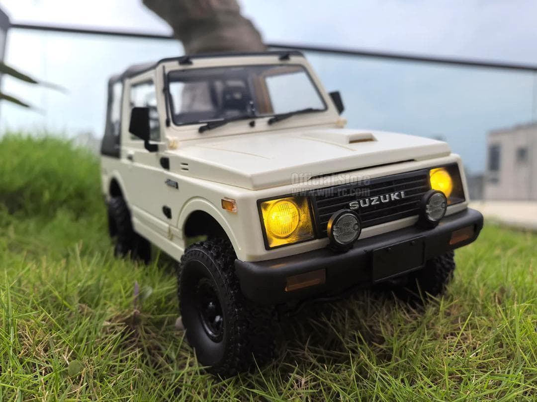 【新品】WPL スズキ ジムニー 幌(JA11C) C74-1 RTR・ホワイト
