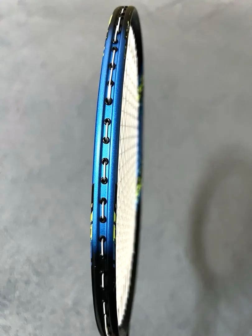 バドミントンラケット ナノフレア700 / NANOFLARE 700 4U