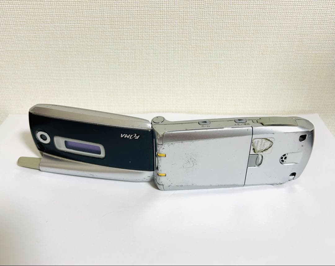N2701 起動確認済み　FOMA／movaデュアル端末　卓上ホルダN02セット