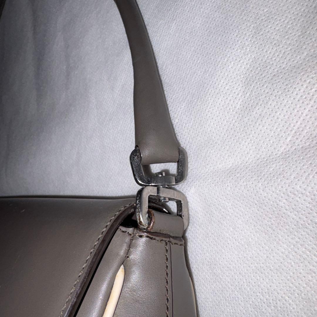 PRADA バッグ
