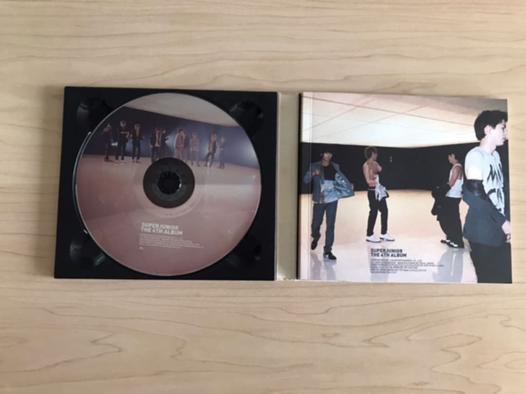 メンバーサイン入り！SUPER JUNIOR the 4th ALBUM