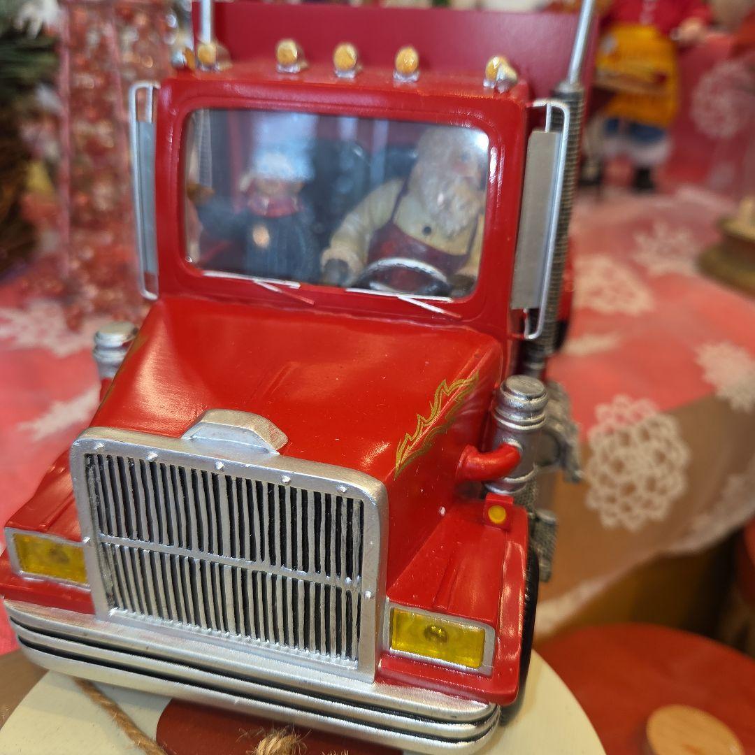 クリスマス装飾 赤いトラックオルゴール サンタクロース