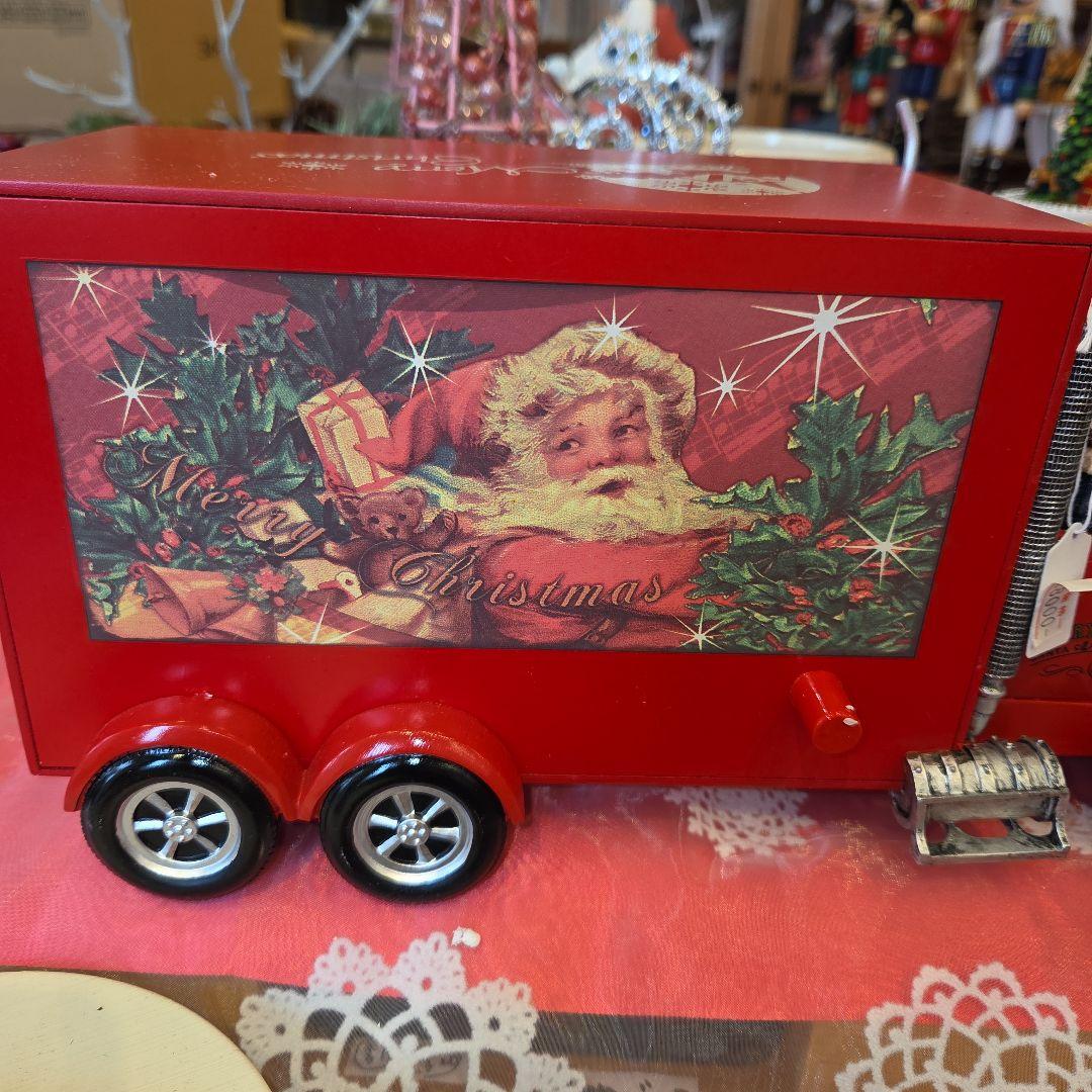 クリスマス装飾 赤いトラックオルゴール サンタクロース