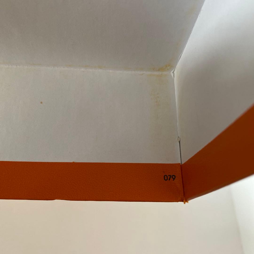 空箱です！　HERMES オレンジボックス　約38x33x18cm