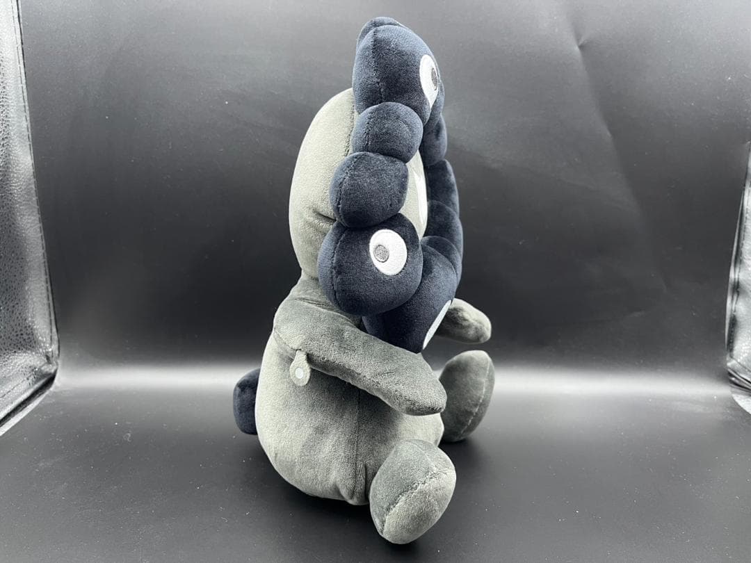 黒ミャクミャクぬいぐるみ　お手玉風　Mサイズ