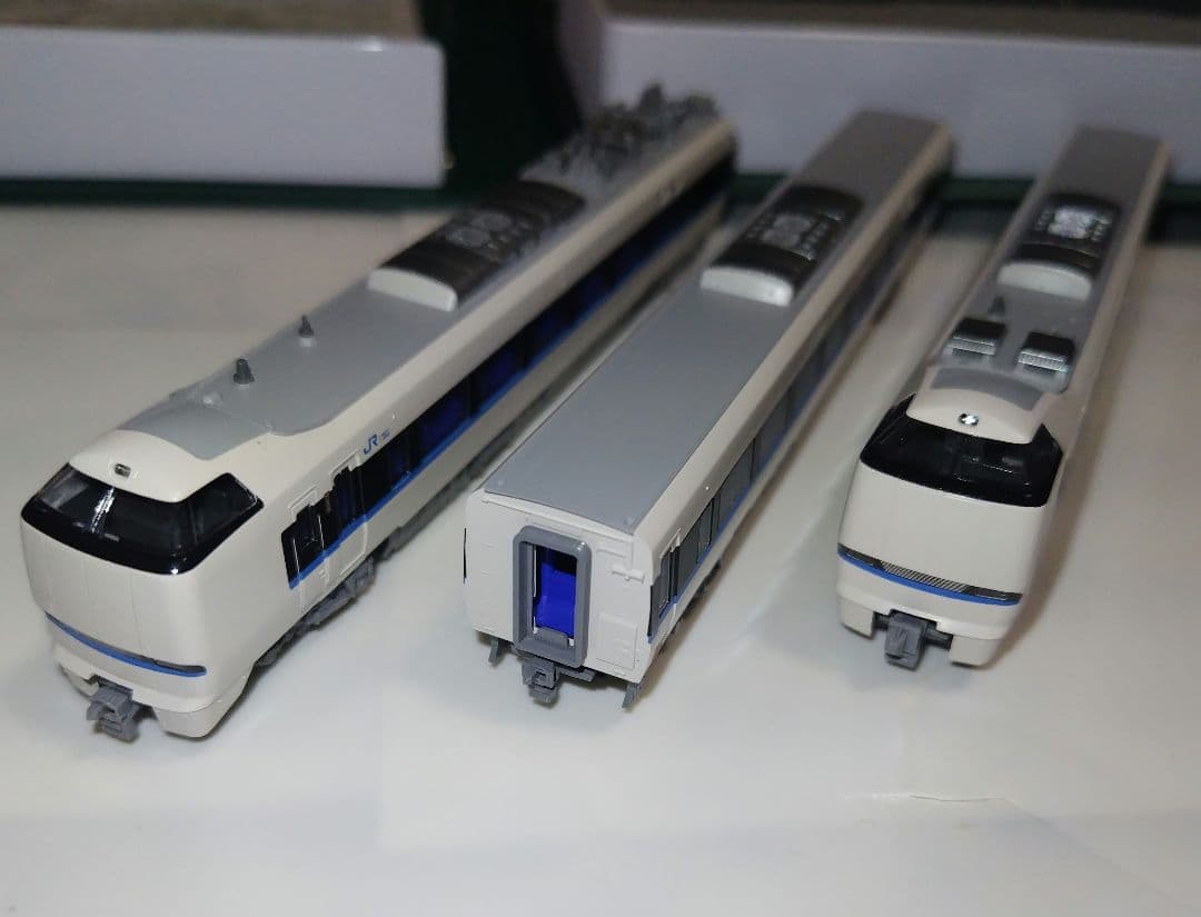 KATO 683系2000番台「サンダーバード」（リニューアル車）増結3両セット