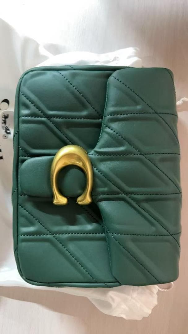 COACH タビー 26 キルティング バッグ ブラッ