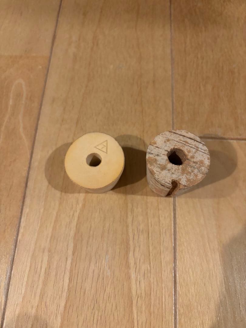 ガラスカーボイ 5ガロン 掃除用ブラシ、栓付属