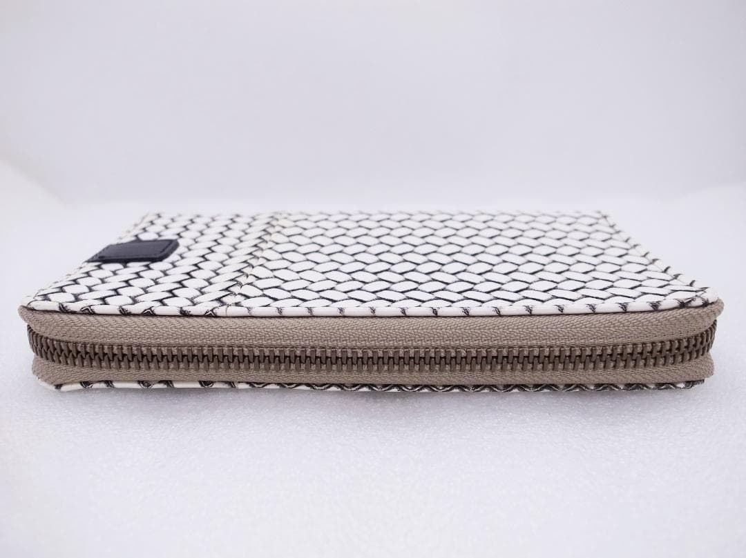 (E)　美品　ヒロコハヤシ　オッティカ　ショルダー　ウォレット　長財布　牛革
