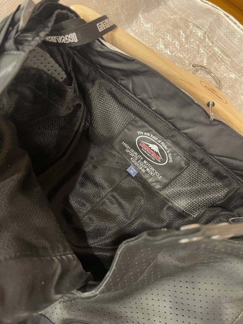 クシタニ K-1077M グルーヴメッシュパンツ M レザーパンツ