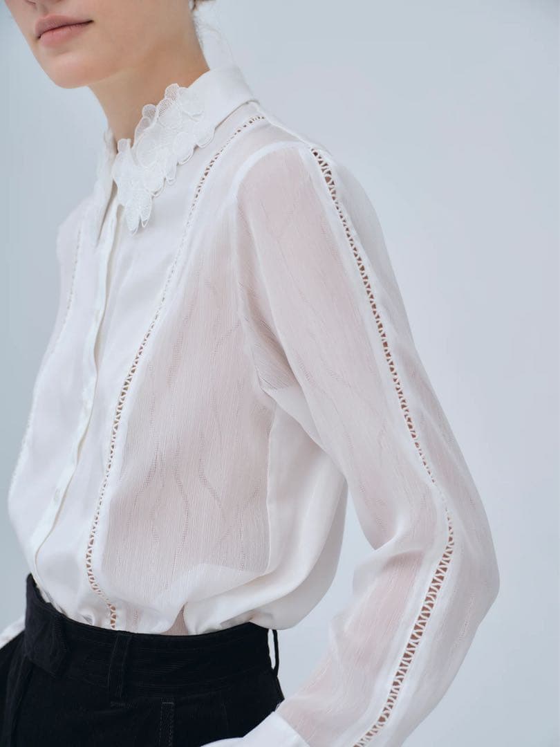 トップス laubeblanc Orchid Embroidered Collar