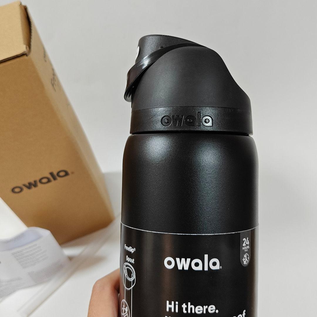 未使用 Owala FreeSipステンレススチールウォーターボトル32oz黒
