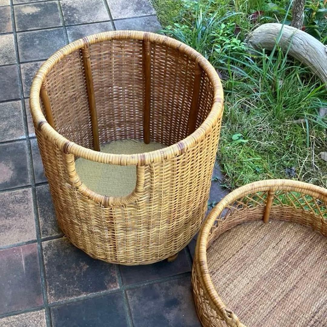 ラタン製キャットベッド ハンドル付き 早いもの勝ち