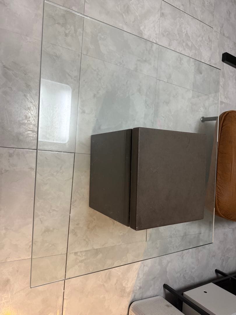 moda en casa FLYING table ガラステーブル