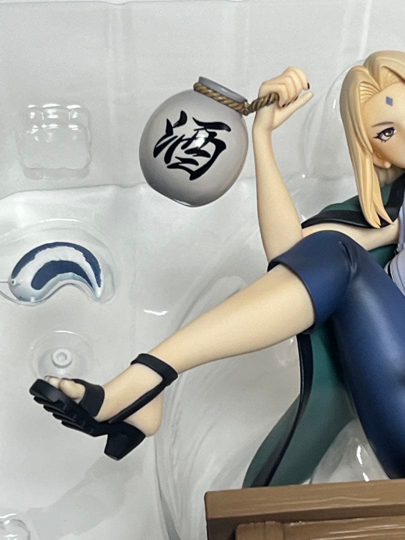 NARUTO 疾風伝 綱手 Ver.2 フィギュア ナルトギャルズ メガハウス
