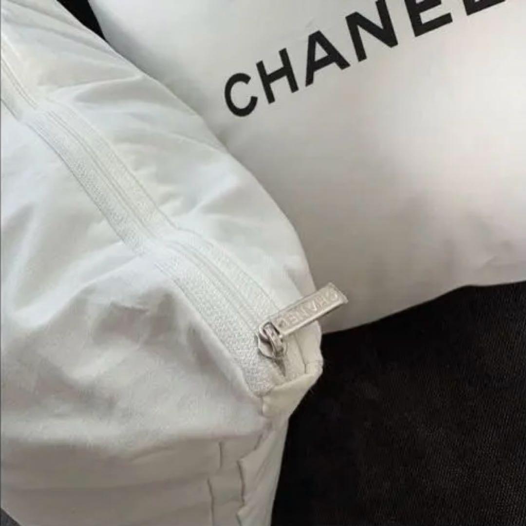 最終値下げ！【新品】CHANELロゴクッション 2個セット