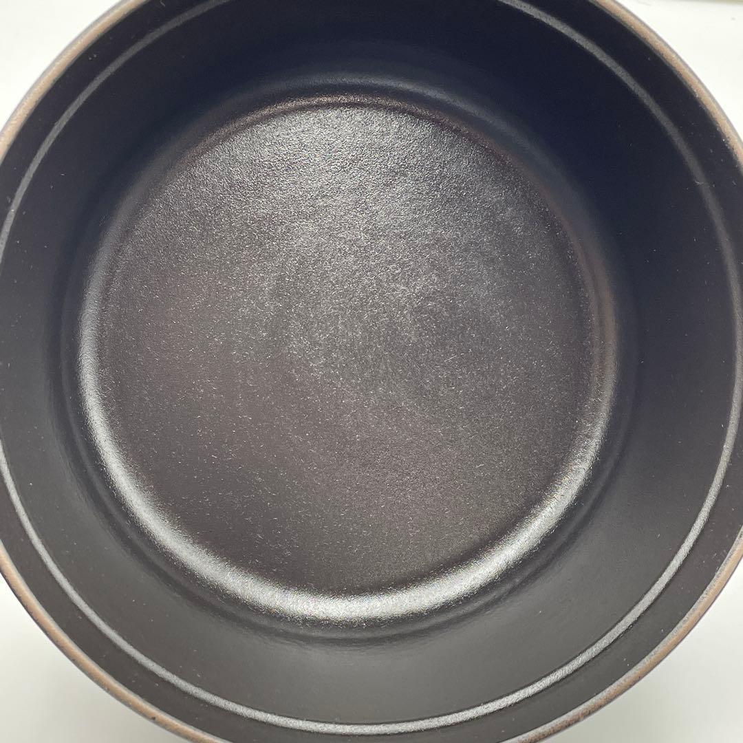 美品　STAUB ココット ラウンド　22cm ブラック