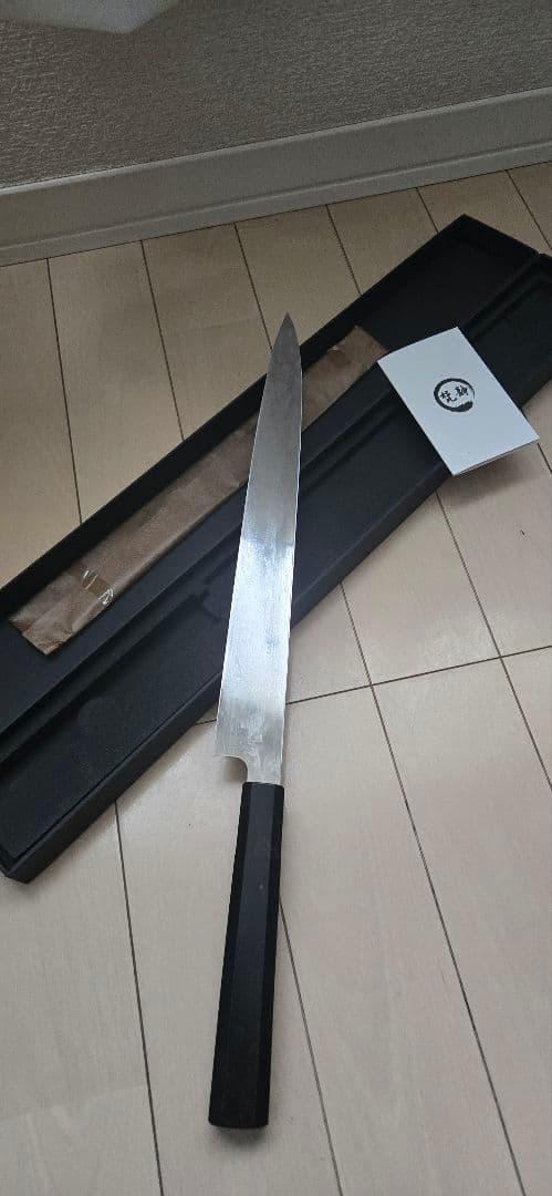 世界一薄い柳刃包丁 尺（刃渡り300mm） 鏡面仕上げ 八角柄