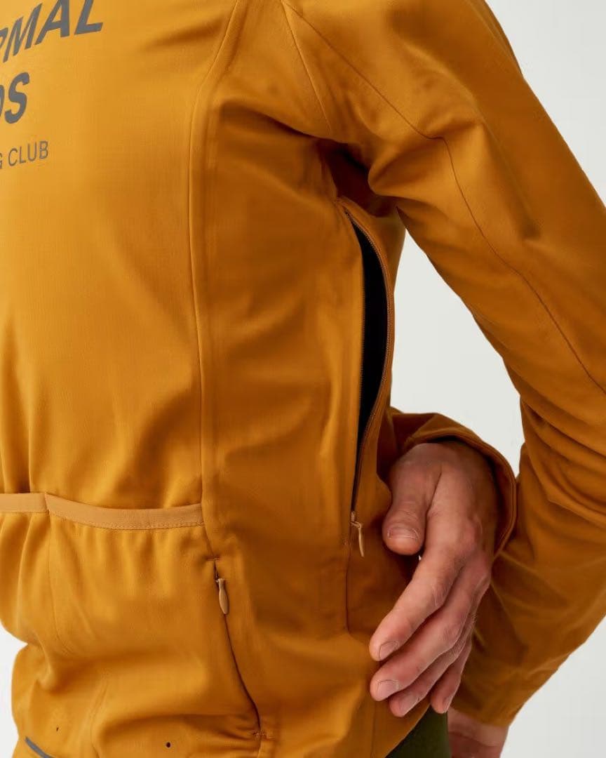 パスノーマルスタジオMen's Essential Thermal Jacket
