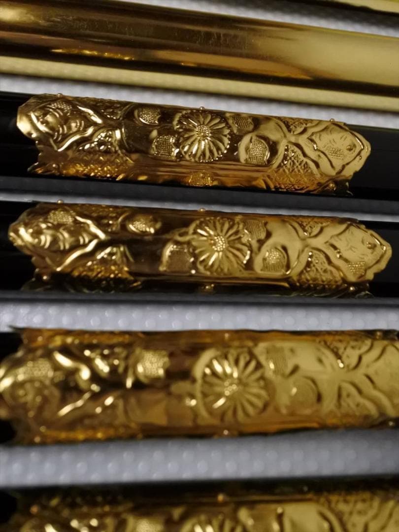 限定値下　総修復品　仏壇用の小柱　年代物の総修復品　木製　本金箔　2971