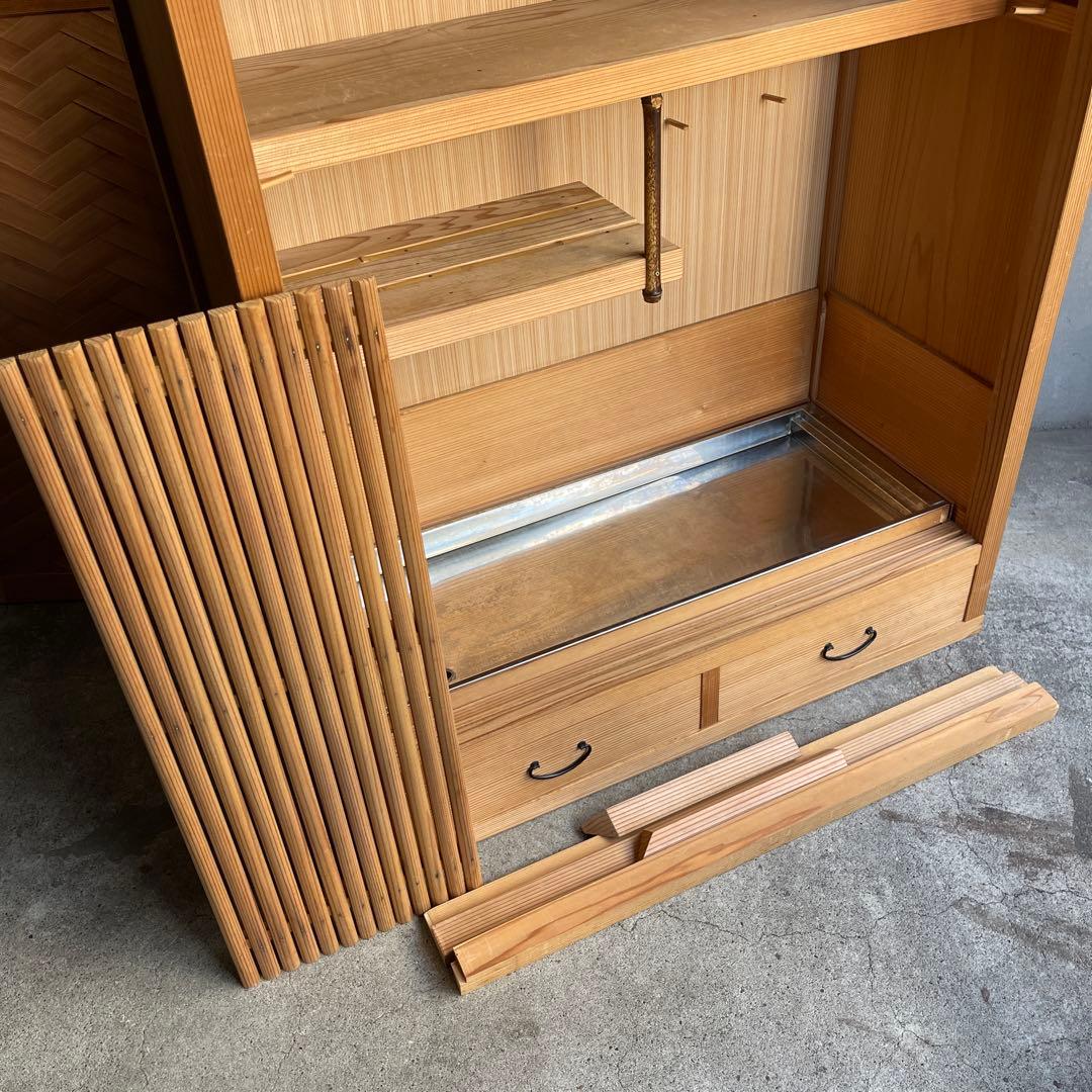 置水屋　茶道具　茶箪笥　茶棚　網代引戸