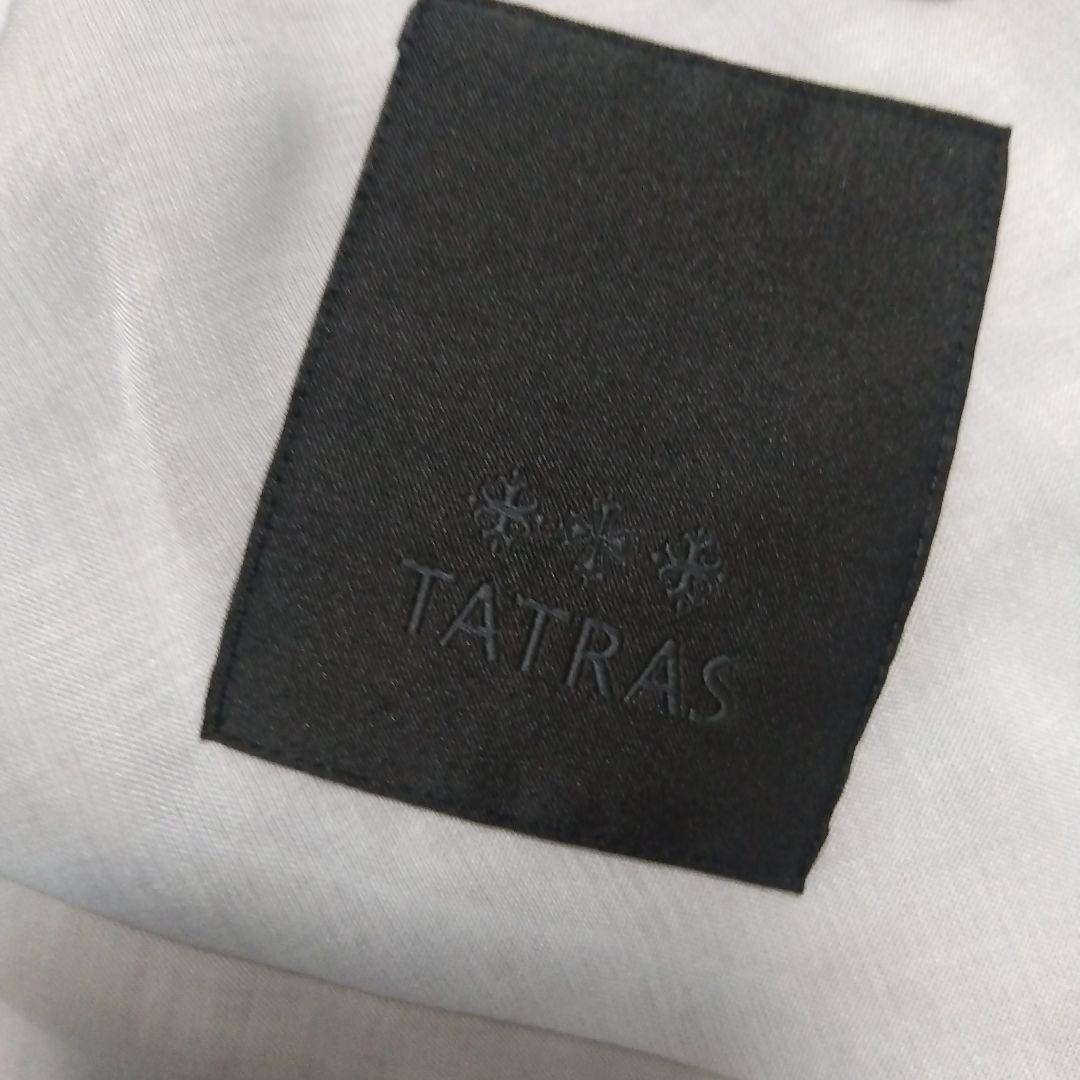 限定品！TATRAS モリアーノ トップス サックス Sサイズ ジップアップ