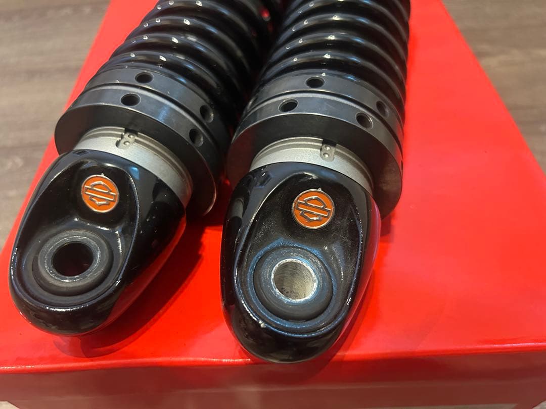 スポーツスター　純正13.5インチサスペンション