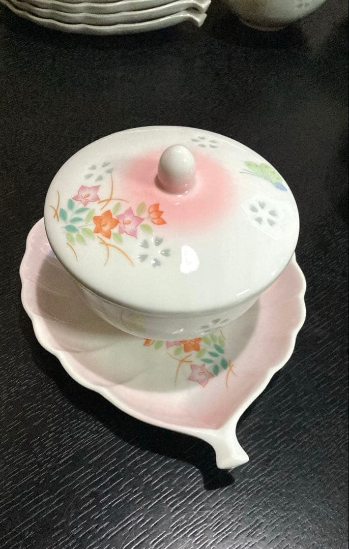 ★送料込★【有田焼・茶器フルセット】✰︎蓋付湯呑 銘々皿 茶たく✰︎28点セット