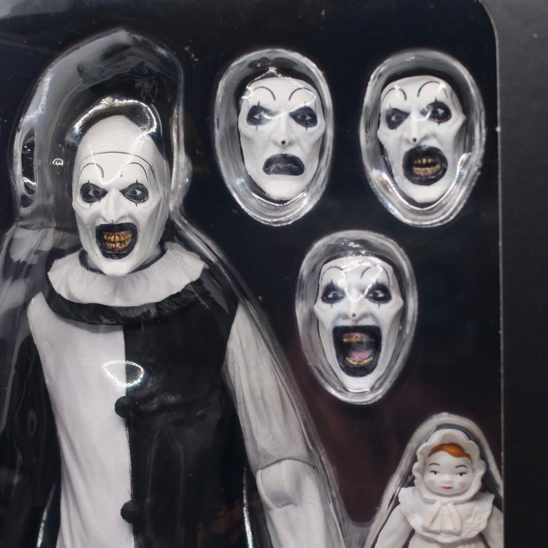 NECA（ネカ）テリファー　アート・ザ・クラウン　アルティメット フィギュア