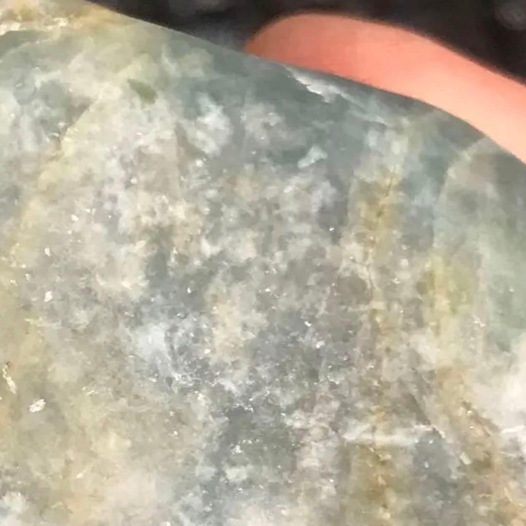 糸魚川翡翠　青　海石　199g