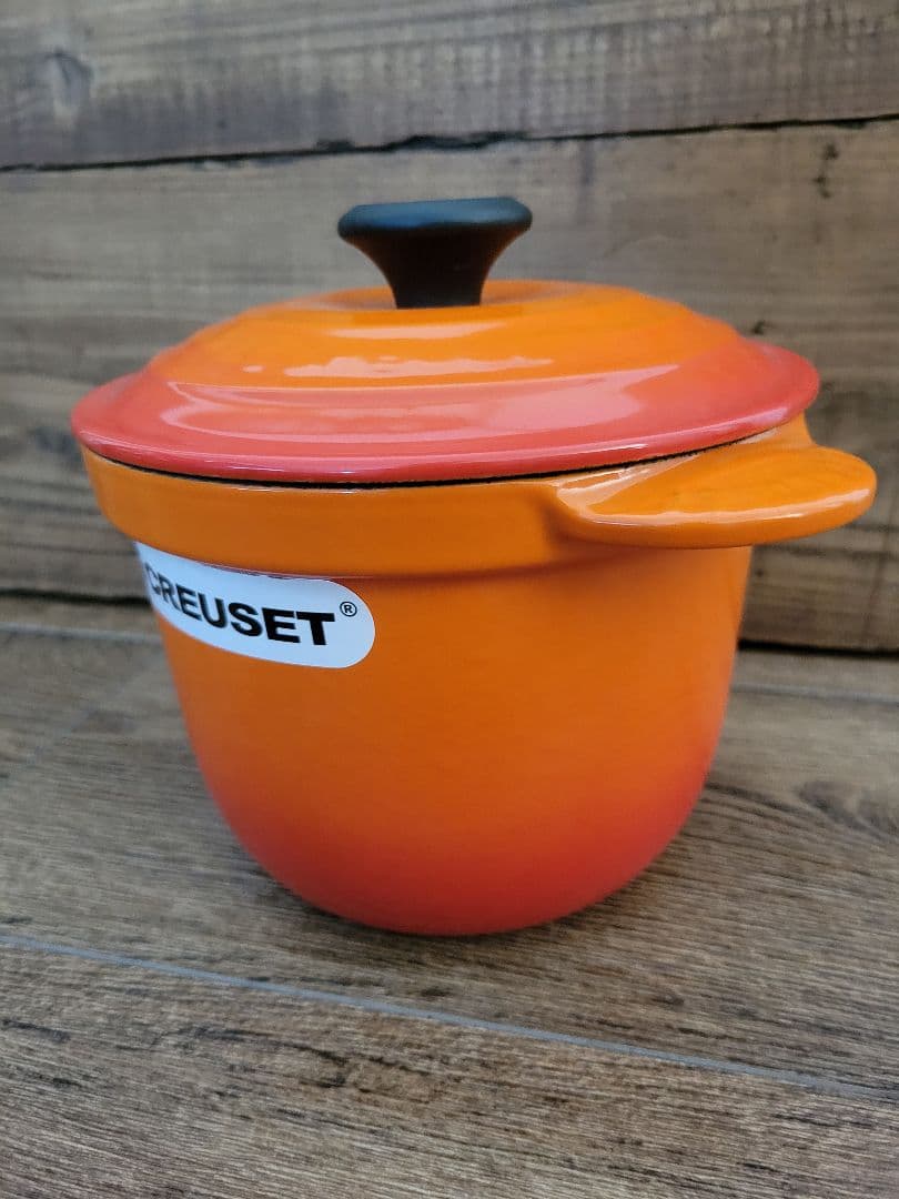 未使用 Le Creuset 両手鍋 ココット・エブリィ 18 インナーリッド付