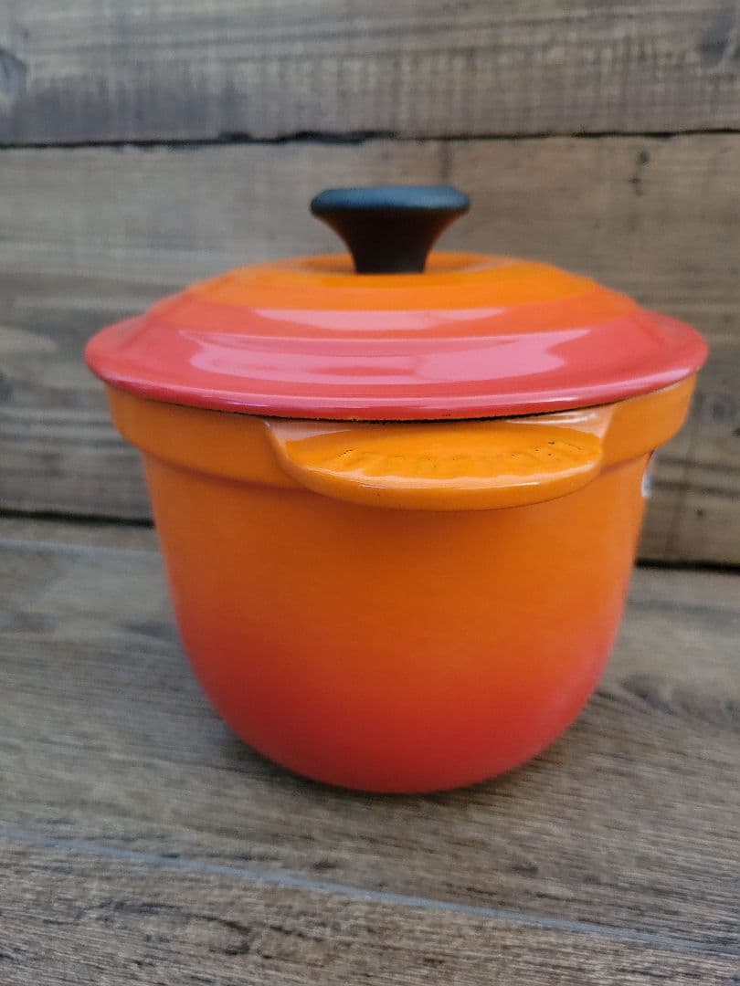 未使用 Le Creuset 両手鍋 ココット・エブリィ 18 インナーリッド付