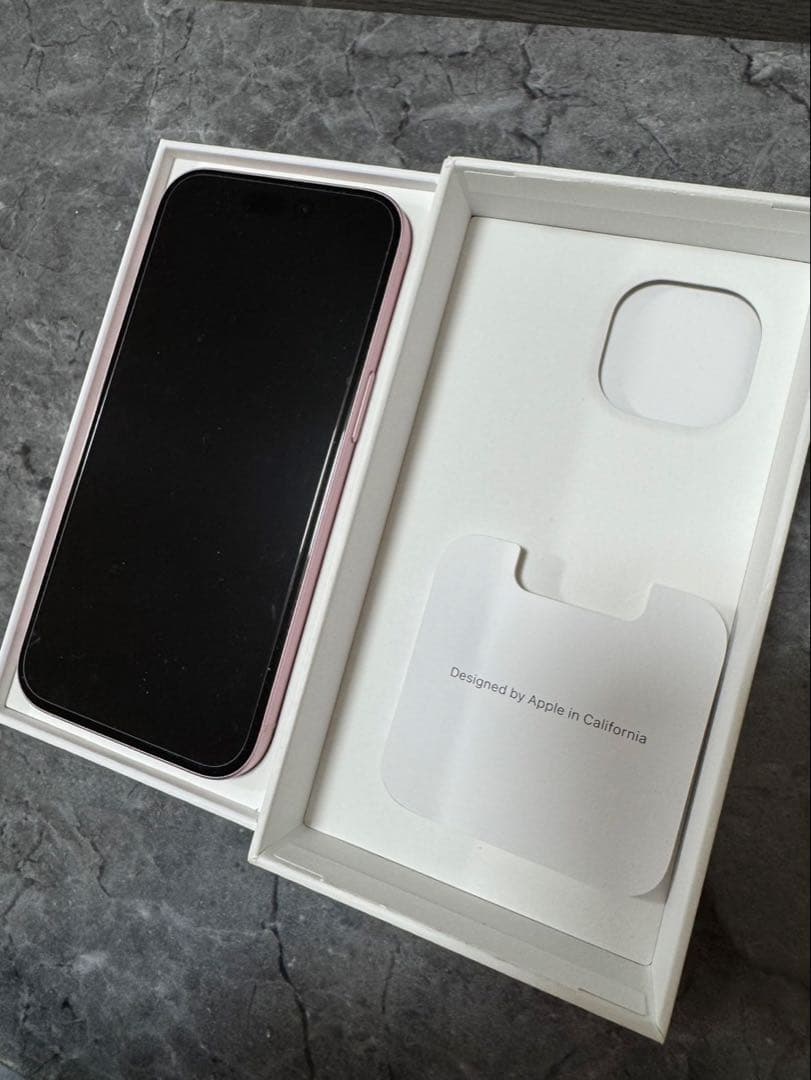 iPhone15 本体