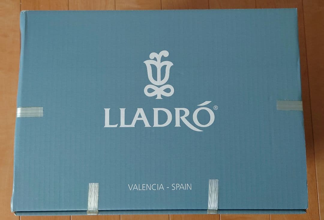 リヤドロ　LLADRO　永遠の愛　.01008029