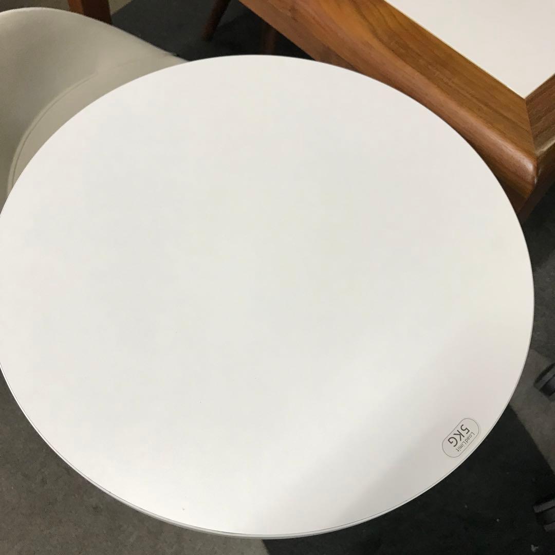 【展示品2025年製】オカムラ　クレイドル　テーブル付きスツール　ベージュ