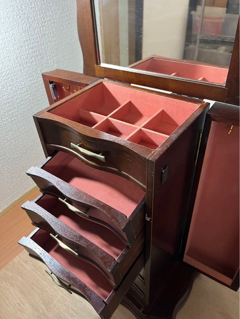 ジュエリーケース　小物収納　ドレッサー