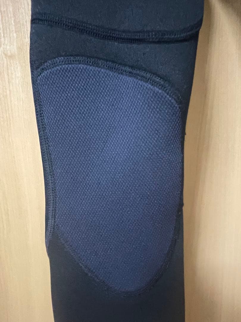 ビラボン BILLABONG　3/2mm イントルーダー サイズS　フルスーツ